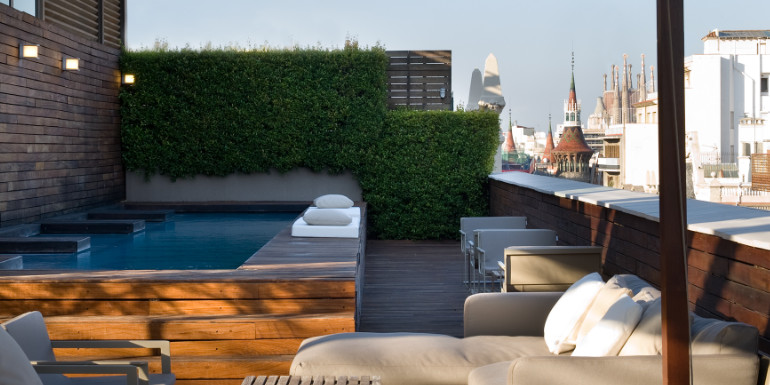 barcelona spain hotel omm cruise port